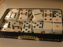 Domino Steal Game