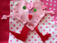 Felt Heart Pocket People