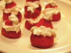 Simple Strawberry Santas