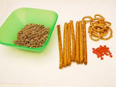 Chocolate-Dipped Reindeer Pretzels