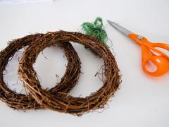 Fall Pinecone Wreath