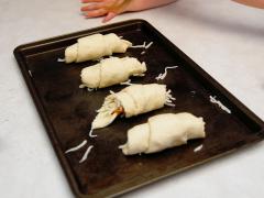 Crescent Roll Pizzas