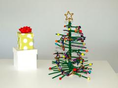 Pipe Cleaner Christmas Tree